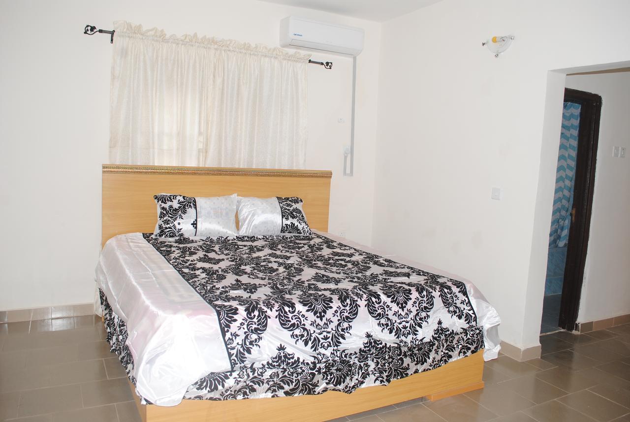 Wynnas Serviced Apartments Benin City Dış mekan fotoğraf